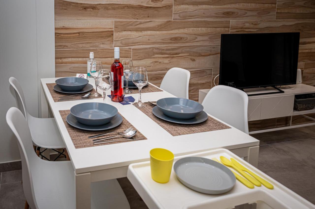 P&K Luxury Apartments 1 Каламата Екстериор снимка